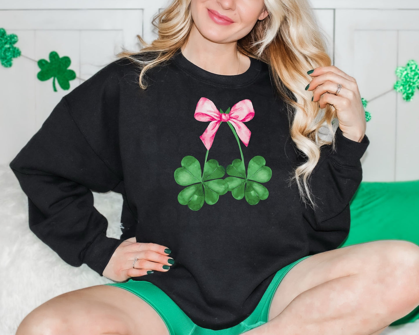 4 Leaf Clover Bow Sweatshirt